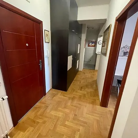 Aleja 2 Apartment