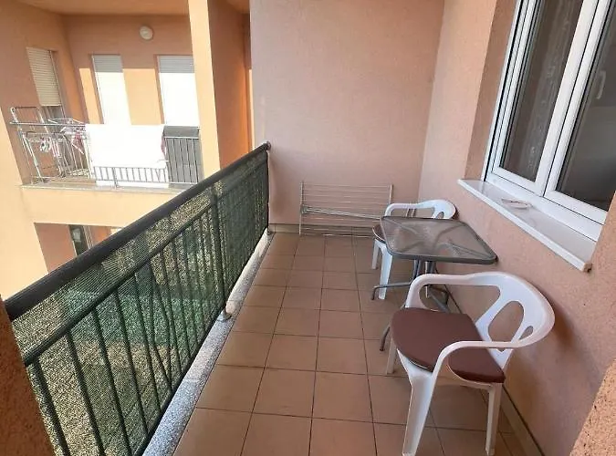 Aleja 2 דירה באניה לוקה